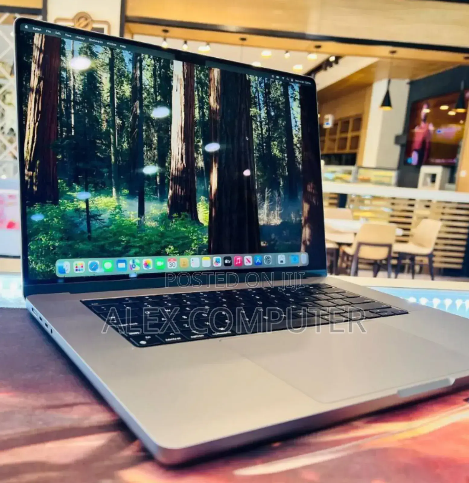 New Laptop Apple MacBook Pro M1 64GB Apple M1 Max SSD 2T