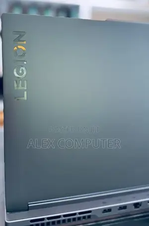 New Laptop Lenovo 16GB Intel Core I7 SSD 1T