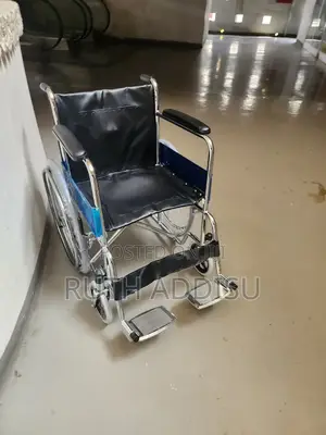Foldae Can Carry 150kg Self Propelled Wheelchair宛若wheelchair Meducal