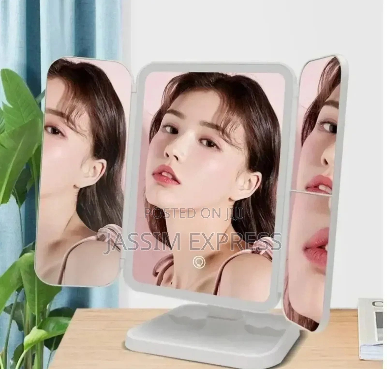 የራሱ Led Light ያለው የmake Up Mirror