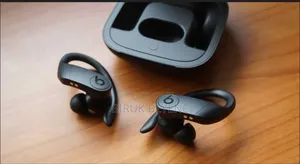 Powerbeats Pro Earbuds