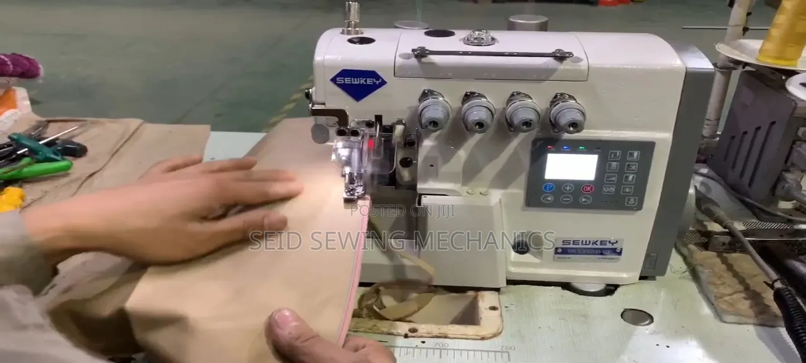 Overlock Sewing Machine