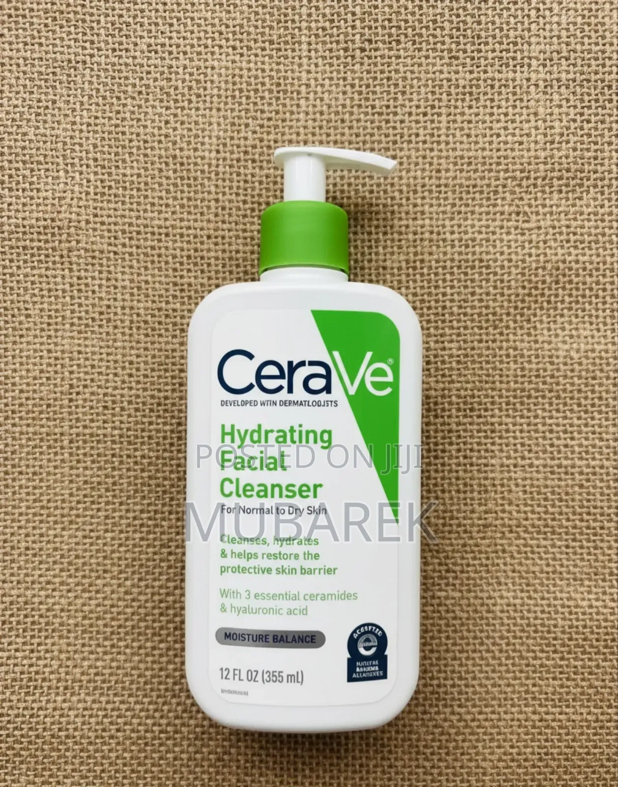 Cerave Hydrating Cleanser: Moisturizing Facial Wash