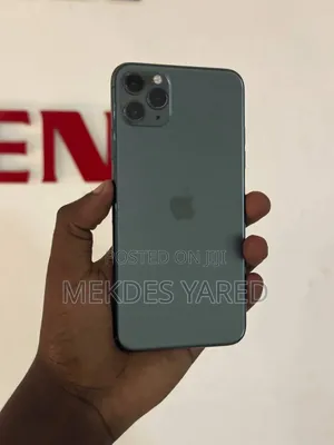 New Apple iPhone 11 Pro Max 64 GB Gray