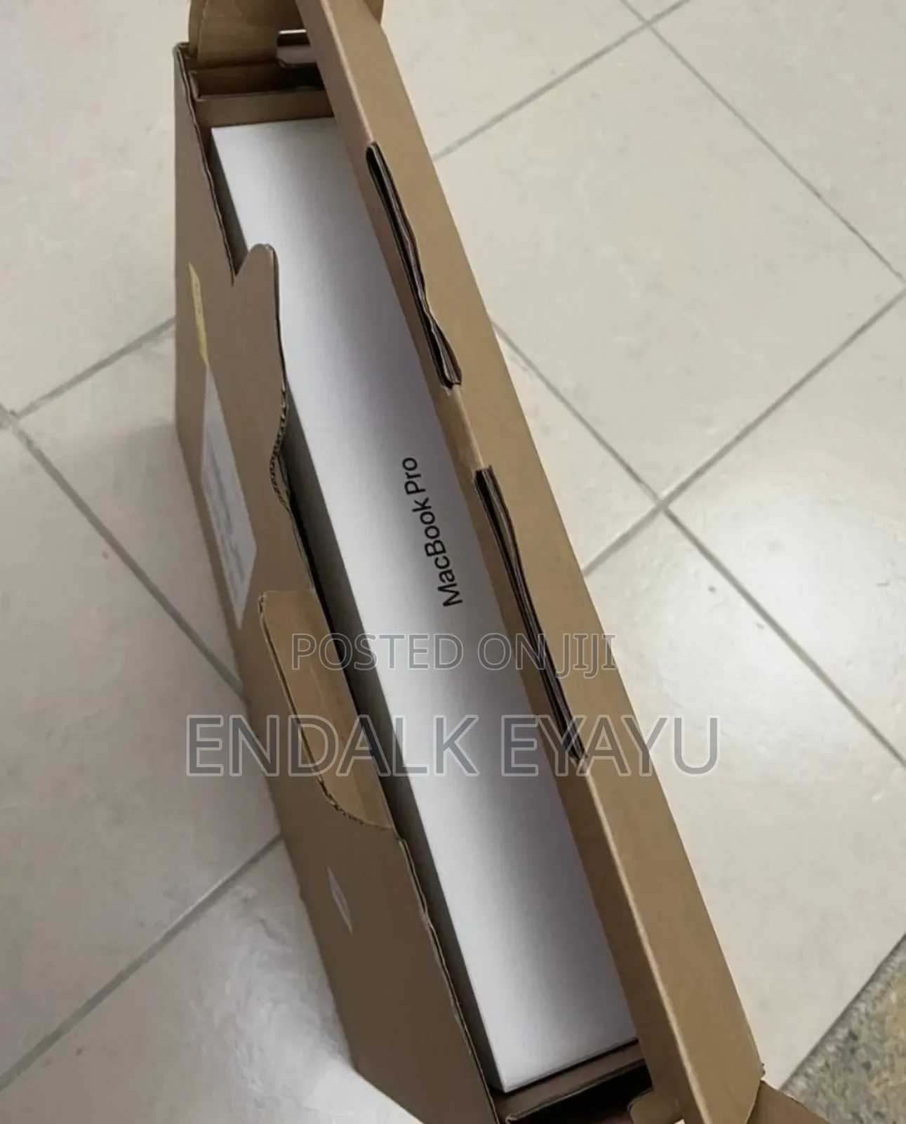 New Apple MacBook Pro 2024 M4 Pro 16-Inch 32GB Apple M4 Max SSD 512GB