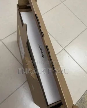 New Apple MacBook Pro 2024 M4 Pro 16-Inch 32GB Apple M4 Max SSD 512GB