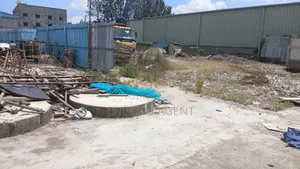 Photo - Warehouse Sale የመጋዘን ሽያጭ