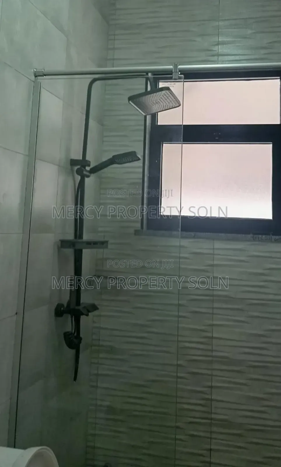 5bdrm House in Bole for sale