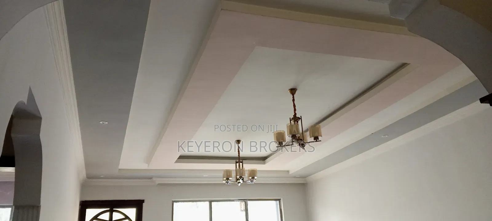 5bdrm Villa in Oromia Shagar for sale