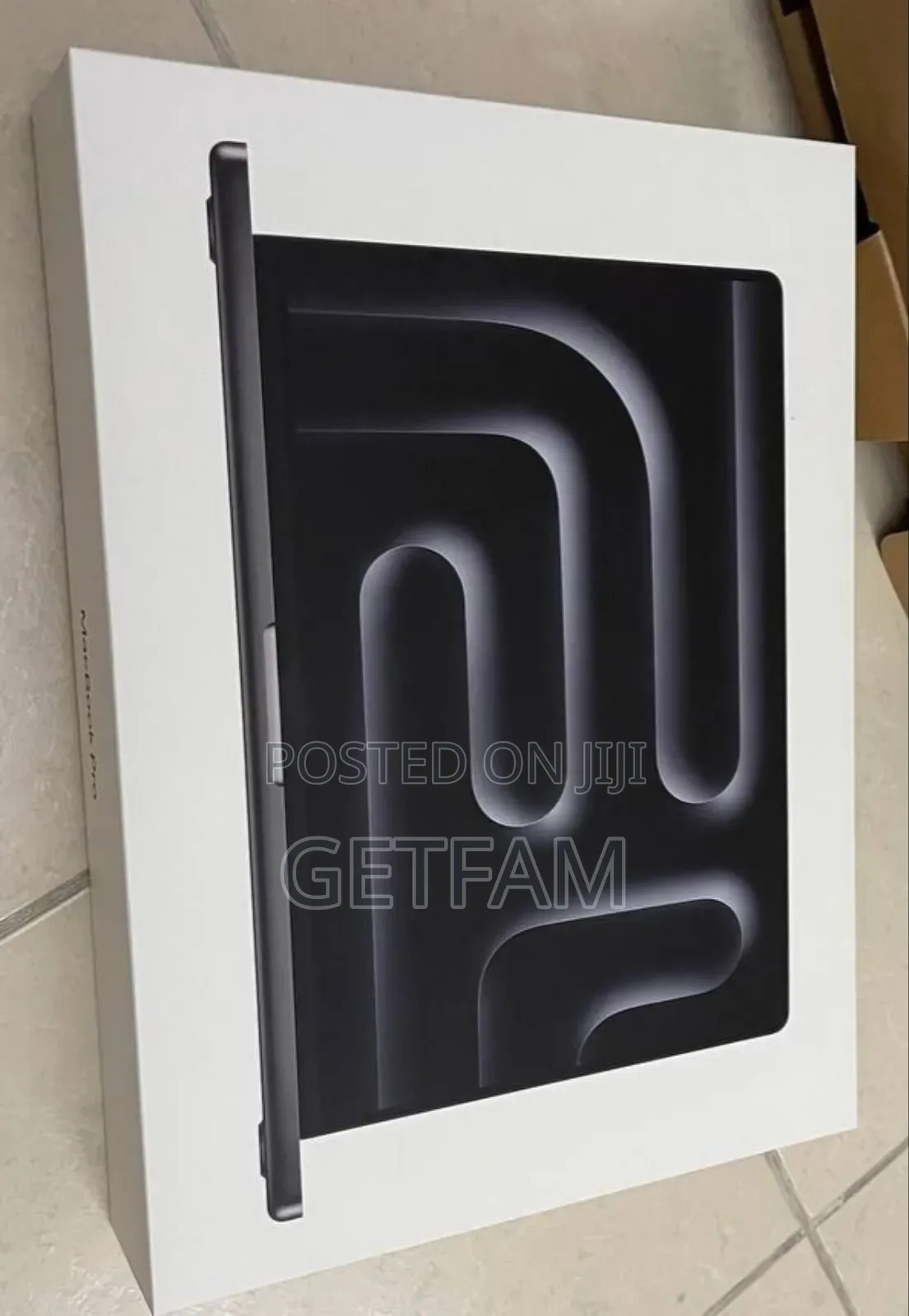 New Laptop Apple MacBook Pro M1 24GB Intel Core I7 SSD 512GB