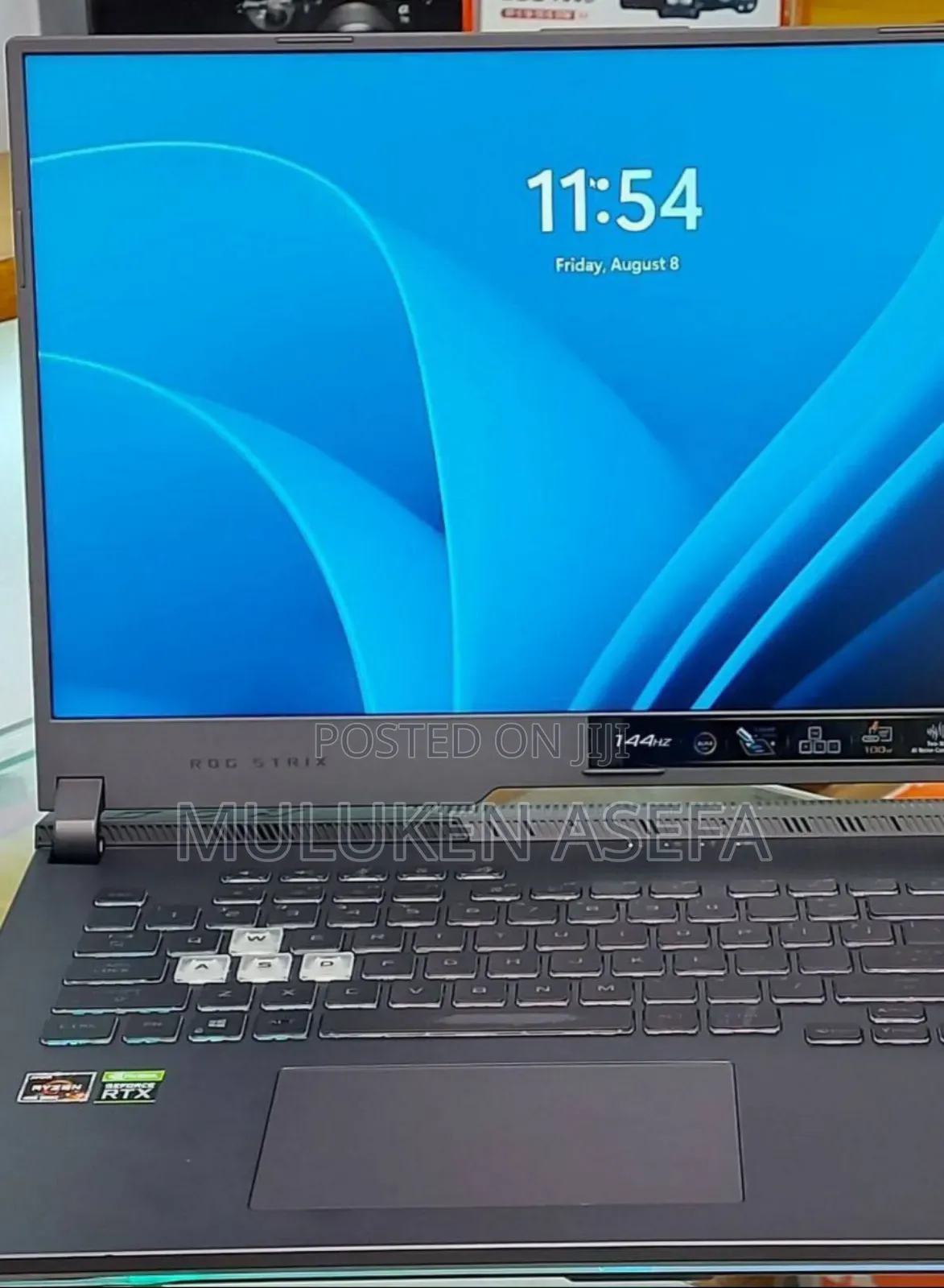 New Laptop Asus ROG Strix G17 16GB AMD Ryzen 7 SSD 1T