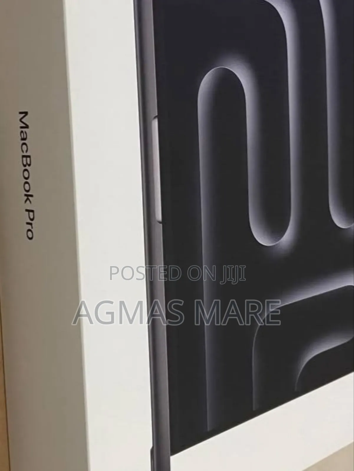 New Laptop Apple MacBook Pro 24GB Apple M4 SSD 512GB