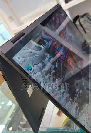 New Laptop Lenovo Yoga 7i 16GB Intel Core Ultra 7 SSD 1T