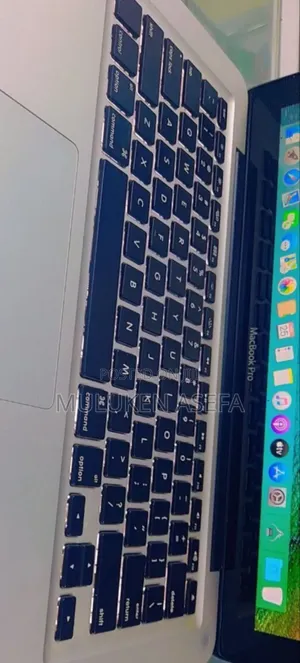 New Laptop Apple MacBook Pro 2012 4GB Intel Core I5 HDD 500GB