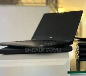 Photo - New Laptop Dell Latitude 5580 8GB Intel Core I5 SSD 256GB