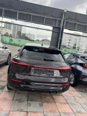 New Audi Q8 e-tron 2024 Black