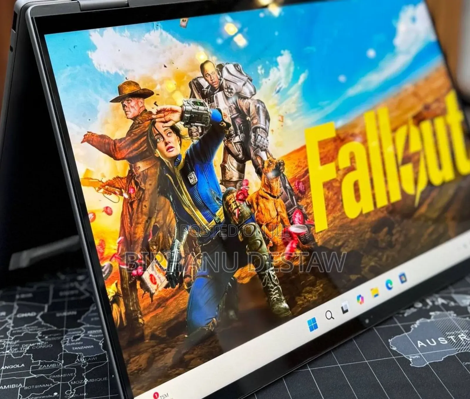 New Laptop HP Envy X360 16GB AMD Ryzen 7 SSD 512GB