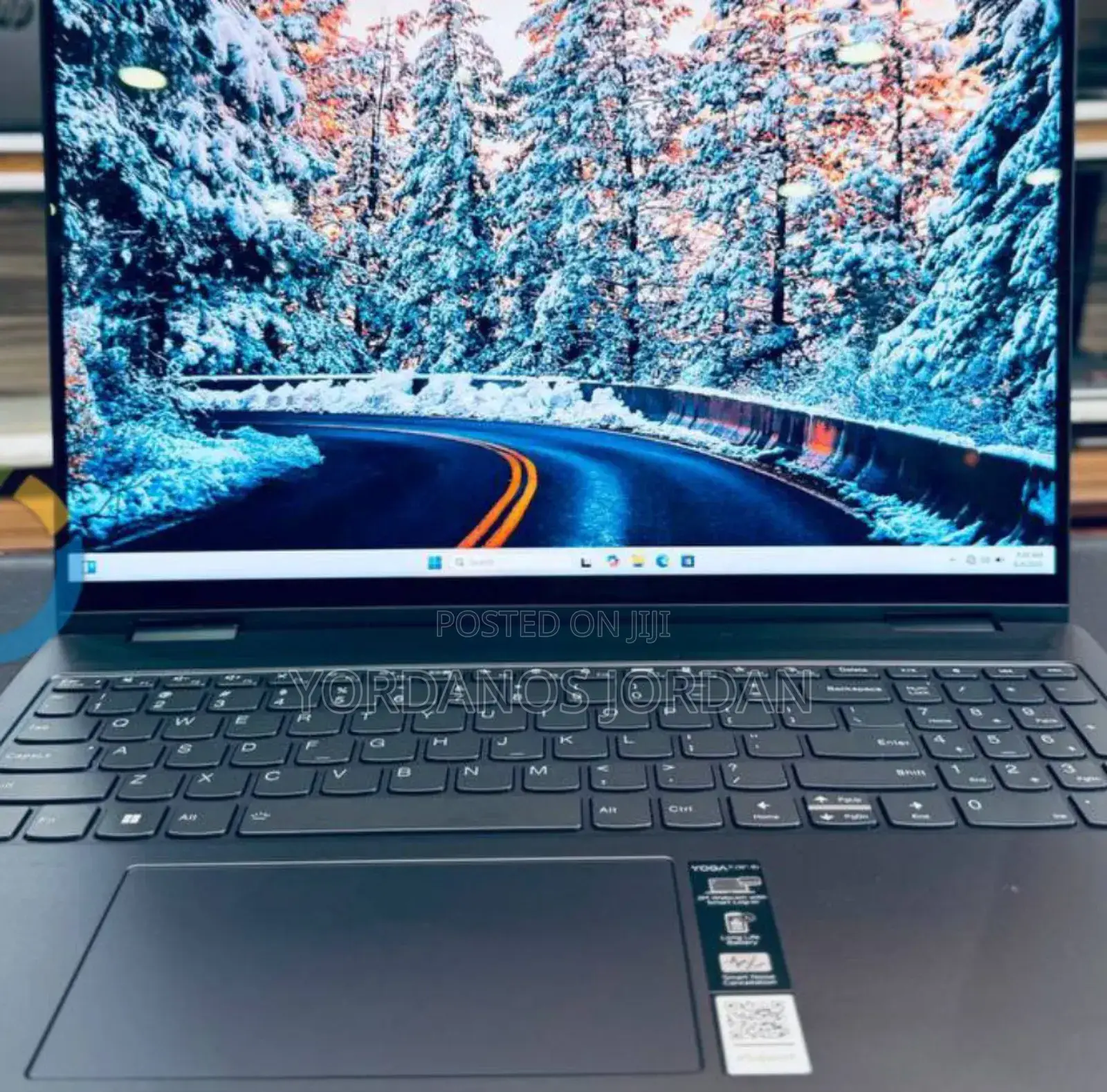New Laptop Lenovo Yoga 7i 16GB Intel Core I7 SSD 512GB