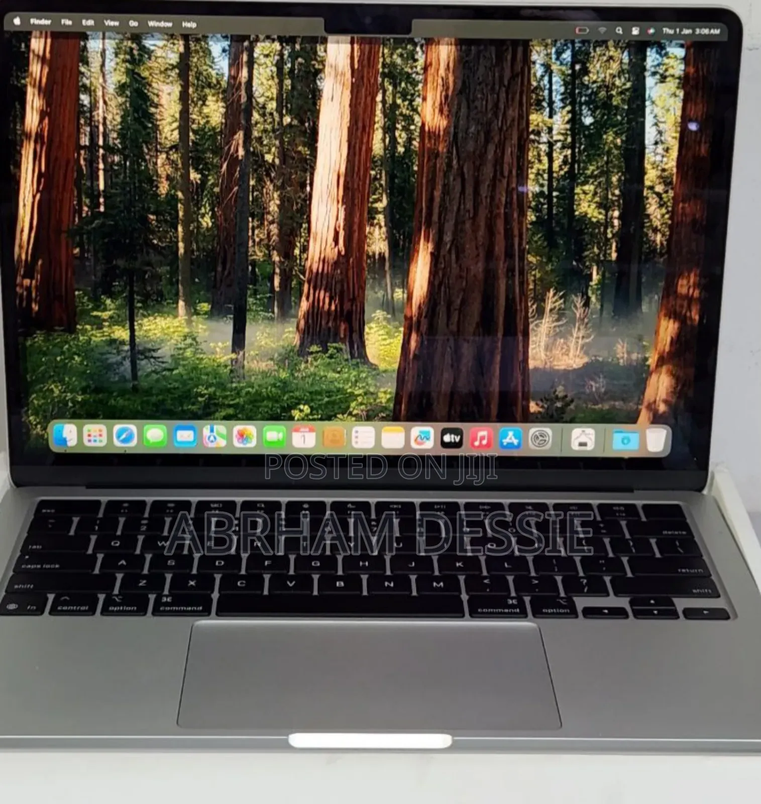 New Laptop Apple MacBook Air 2025 M4 13-Inch 16GB Apple M4 SSD 256GB