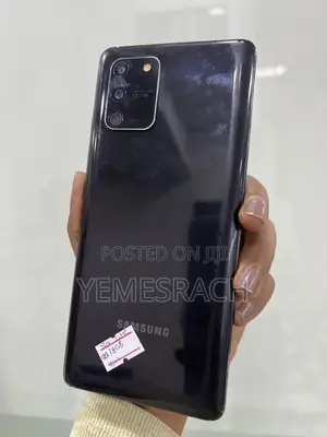 Photo - Samsung Galaxy S10 Lite 128 GB Black