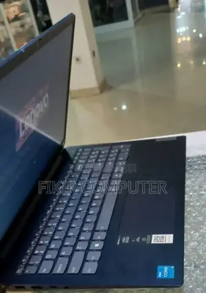 New Laptop Lenovo Ideapad 3 8GB Intel Core I3 SSD 256GB