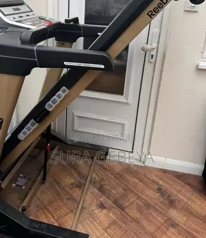 ፍጥነት ፣ ጊዜ የልብ ምት እና የሰውነት ስብ ያሳያል Home Ruuning Machine + Affordable