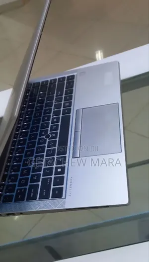 New Laptop HP EliteBook 845 G8 16GB AMD Ryzen 5 SSD 512GB