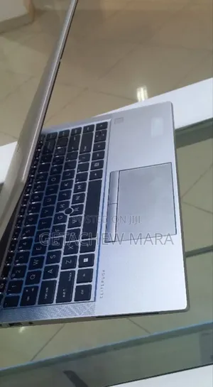 New Laptop HP EliteBook 845 G8 16GB AMD Ryzen 5 SSD 512GB