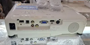 Photo - Epson Projecter