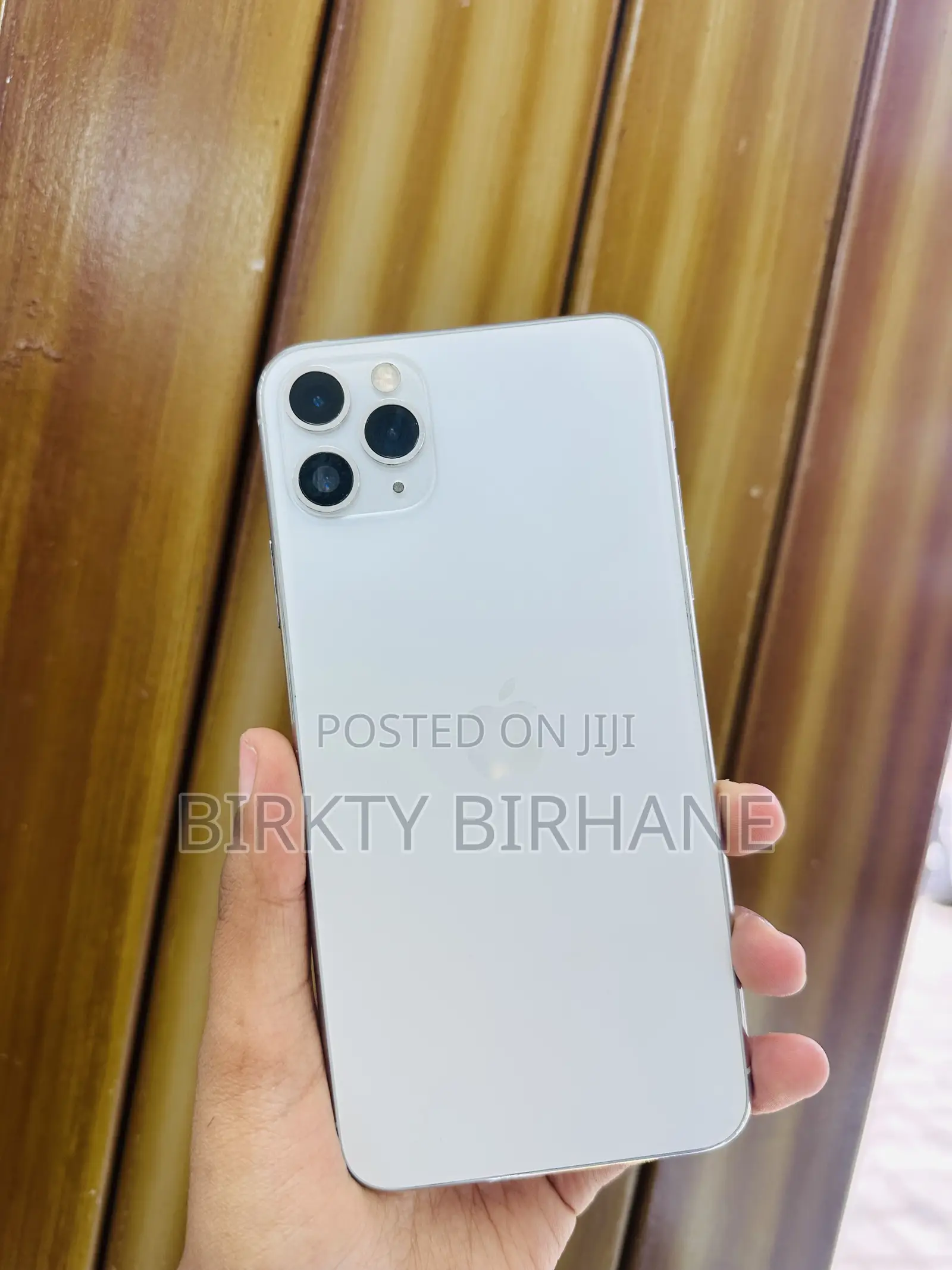 New Apple iPhone 11 Pro Max 256 GB White