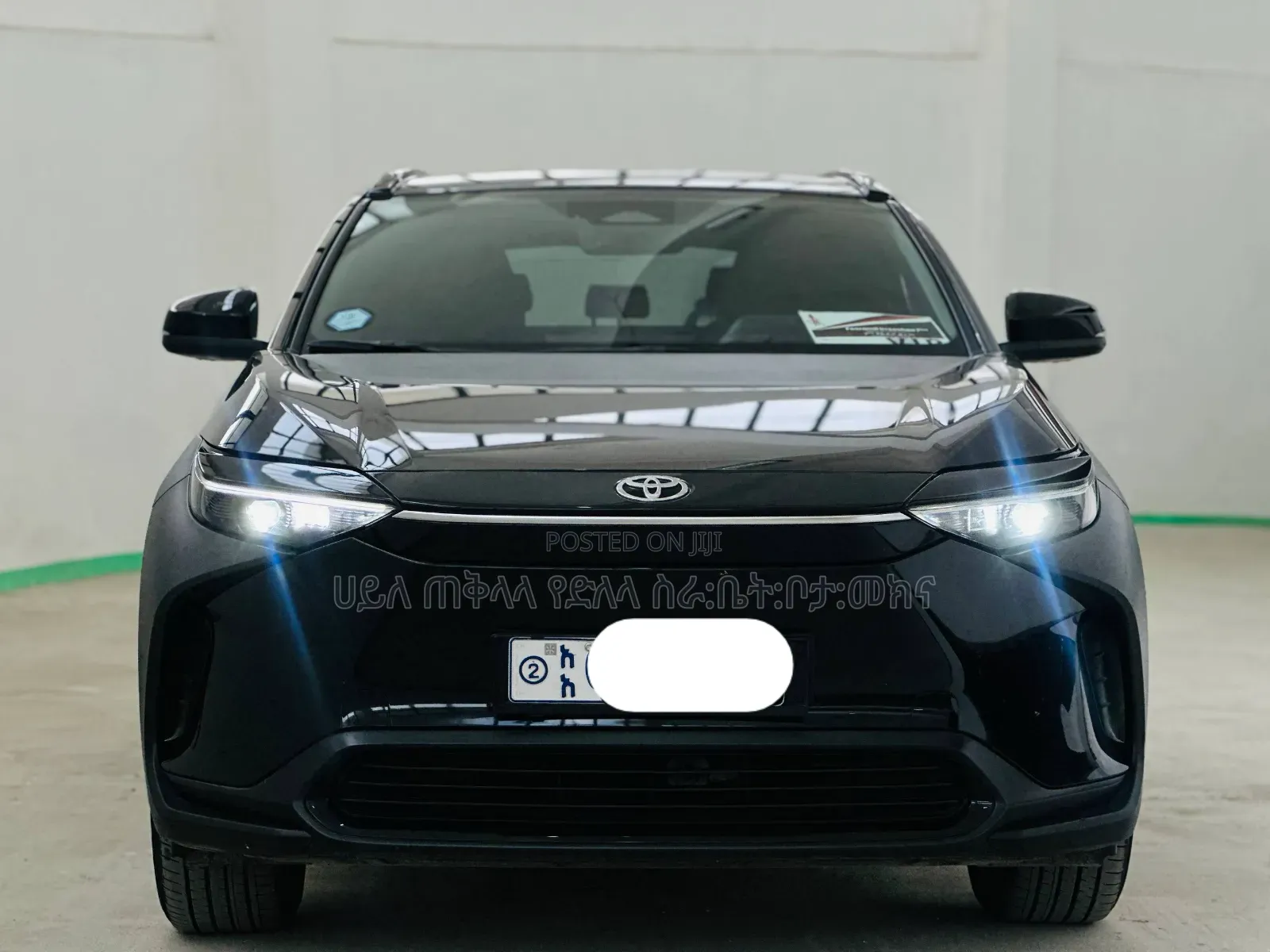 Toyota bZ4X 2022 Maroon