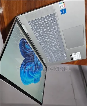 New Laptop HP Envy X360 8GB Intel Core I5 SSD 512GB