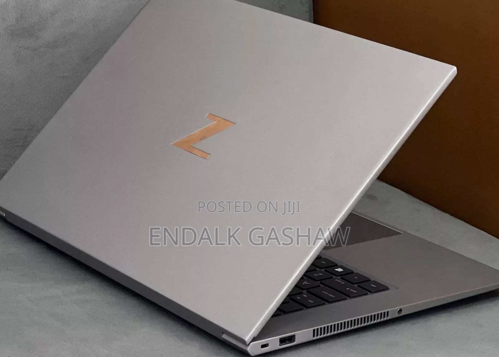 New Laptop HP Zbook Studio G7 16GB Intel Core I9 SSD 512GB