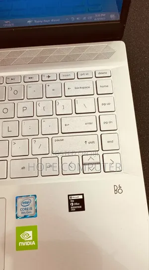 New Laptop HP Pavilion 15 8GB Intel Core I5 SSD 256GB