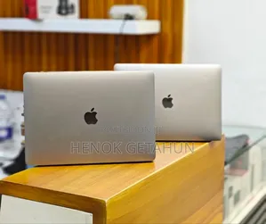 New Laptop Apple MacBook Pro 2019 16GB Intel Core I5 SSD 256GB