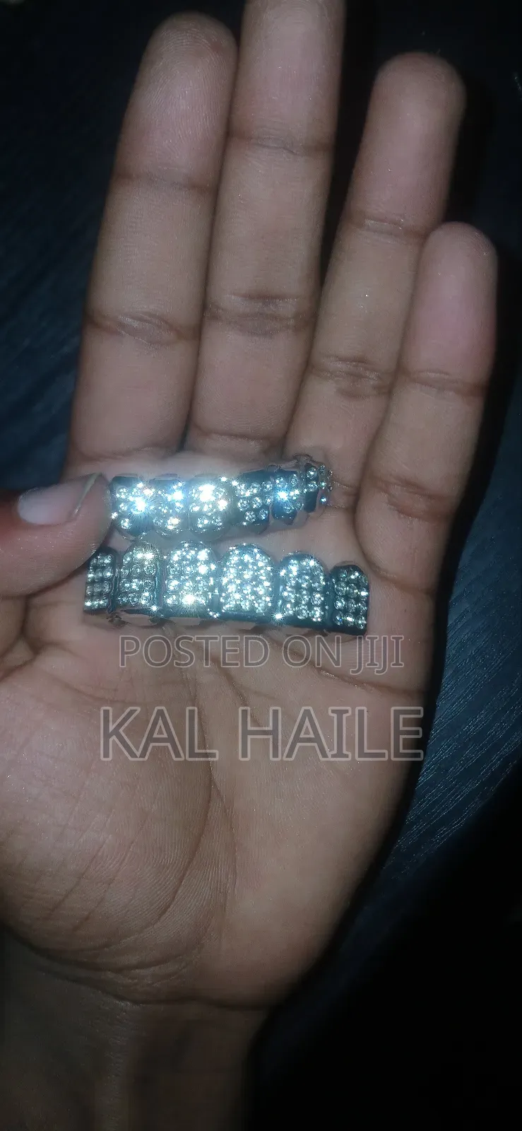 Teeth Iced Grillz With Free Delivery