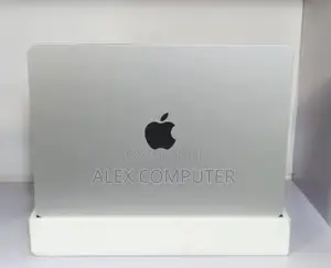 New Laptop Apple MacBook Air 2025 M4 13-Inch 16GB Apple M4 SSD 256GB