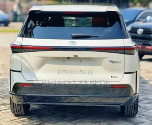 New Toyota bZ4X 2025 White