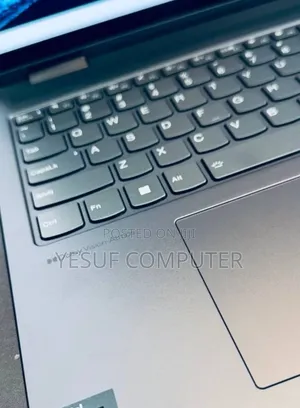 New Laptop Lenovo Yoga 7i 16GB Intel Core I7 SSD 512GB