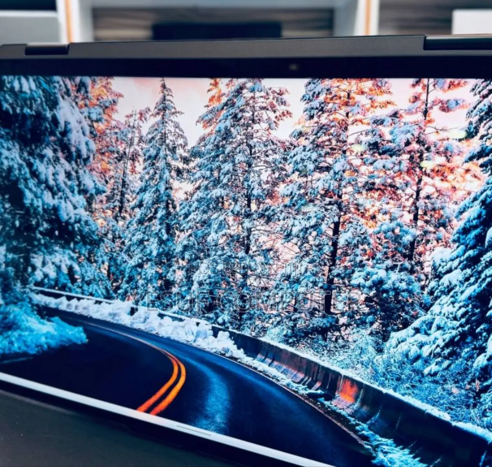 New Laptop Lenovo Yoga 7i 16GB Intel Core I7 SSD 512GB