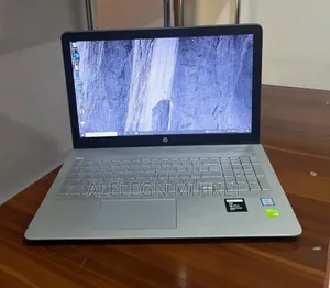 New Laptop HP Pavilion 15 8GB Intel Core I5 SSHD (Hybrid) 500GB