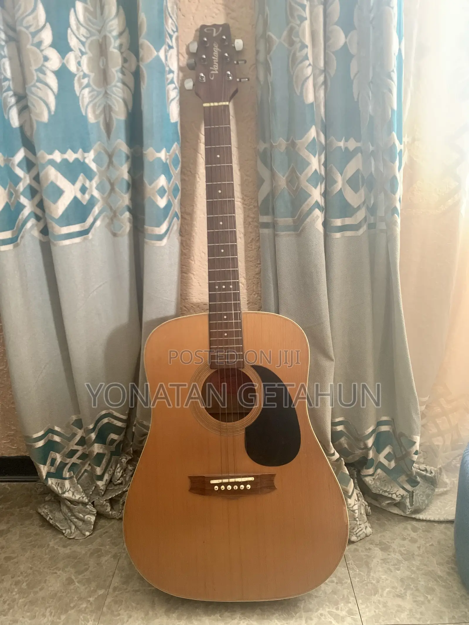 Vintage Acoustic Guitar
