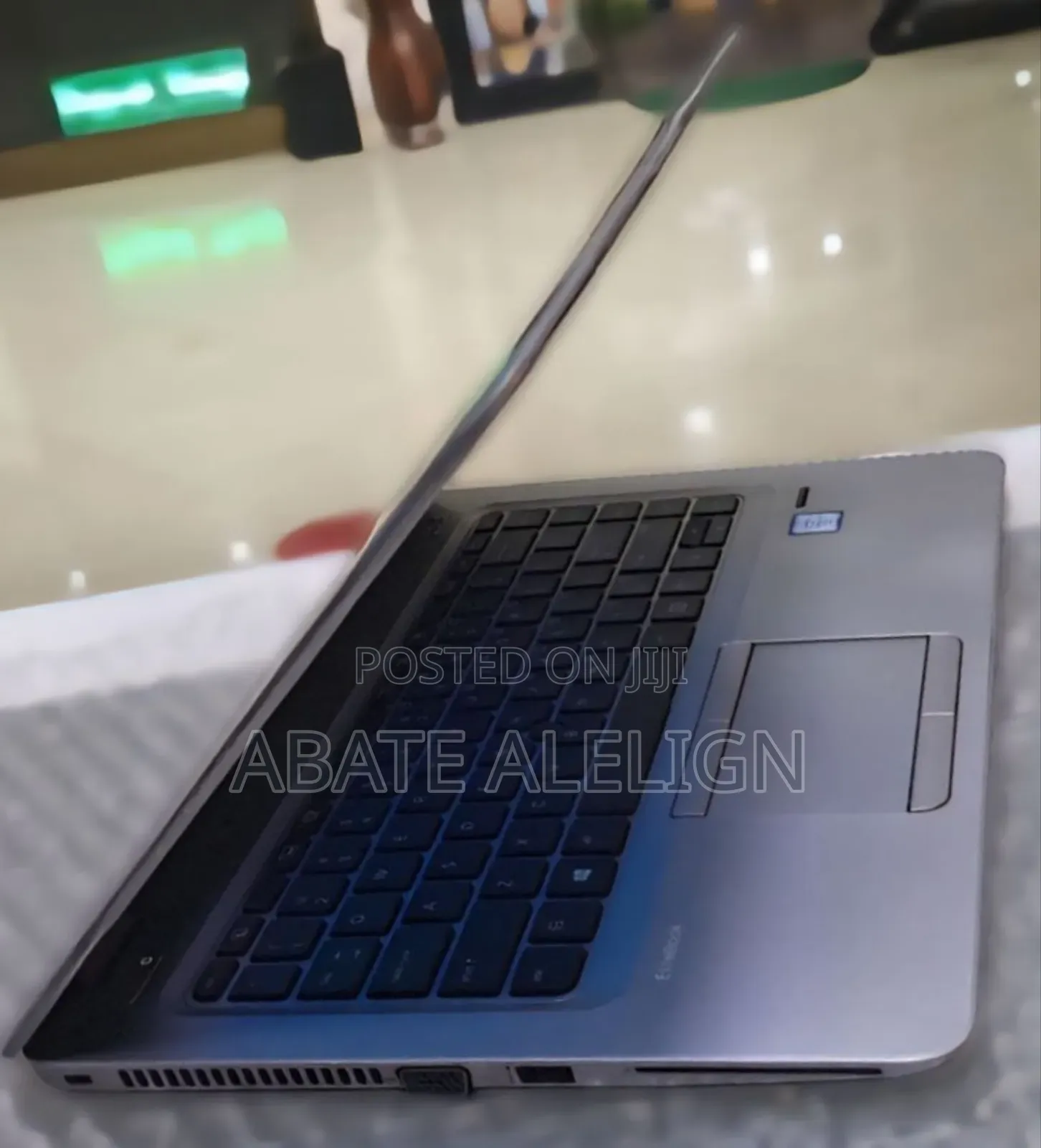 New Laptop HP EliteBook x360 1040 G7 8GB Intel Core i5 HDD 1T