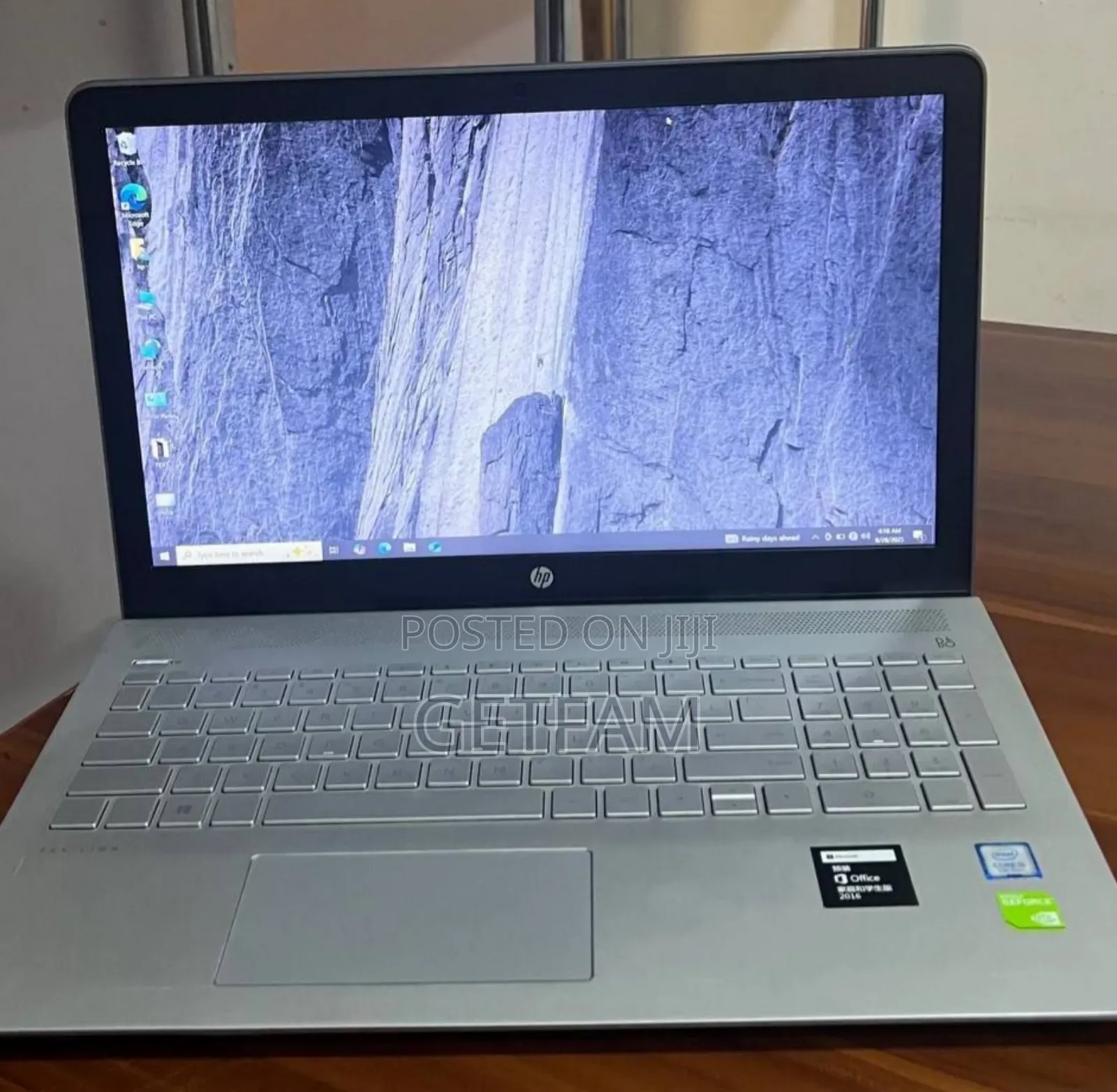 New Laptop HP Pavilion 15 8GB Intel Core I5 SSD 500GB