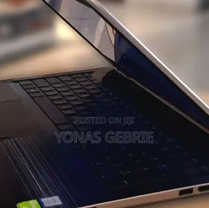 New Laptop HP 8GB Intel Core I7 HDD+SSD 500GB