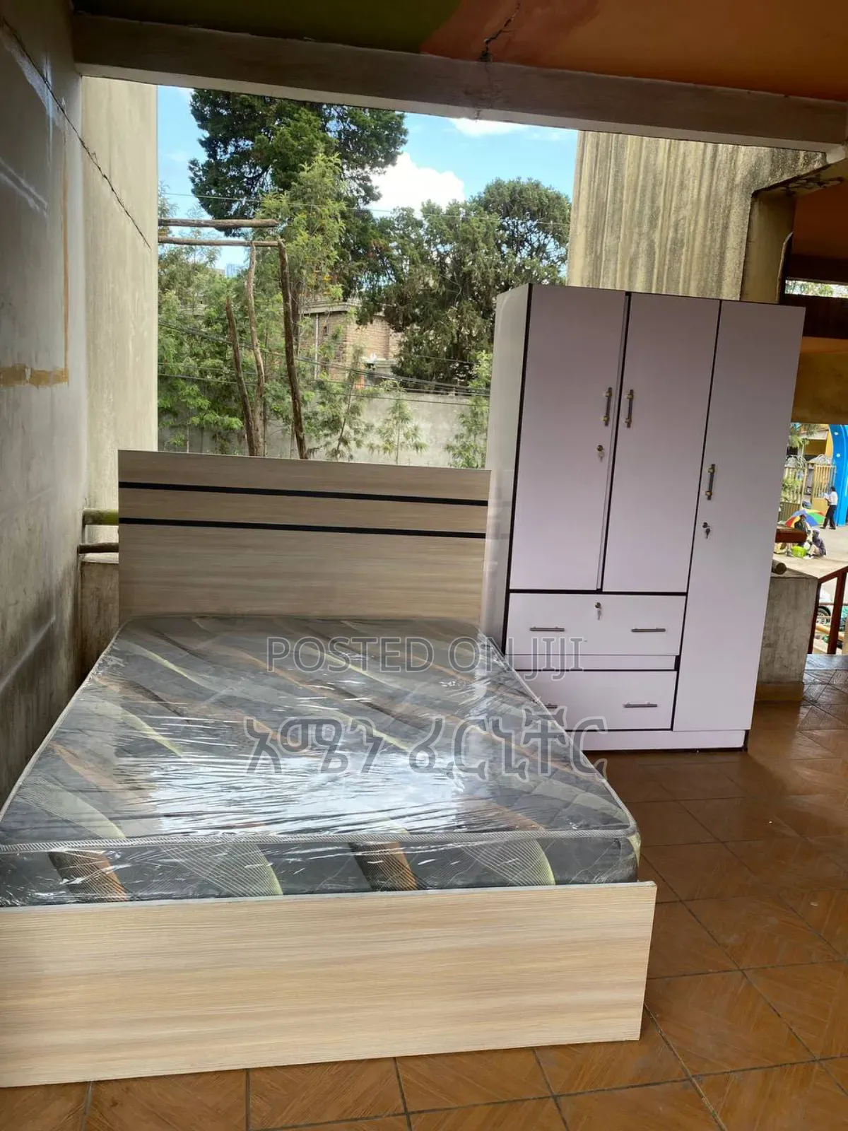 1.20 አልጋና ቁምሳጥን በ25500 ብቻ