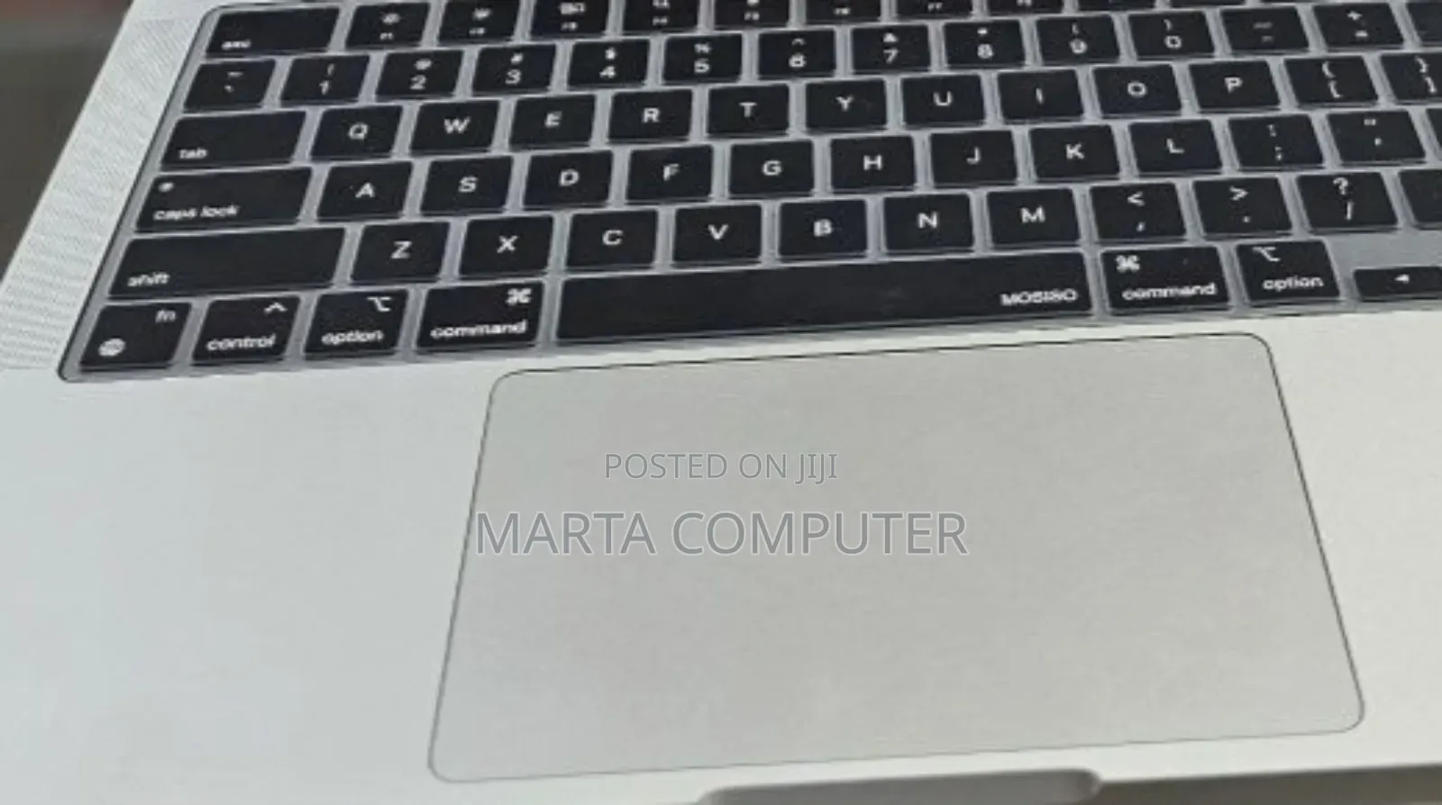 New Laptop Apple MacBook Pro 2019 8GB Intel Core I9 SSD 512GB