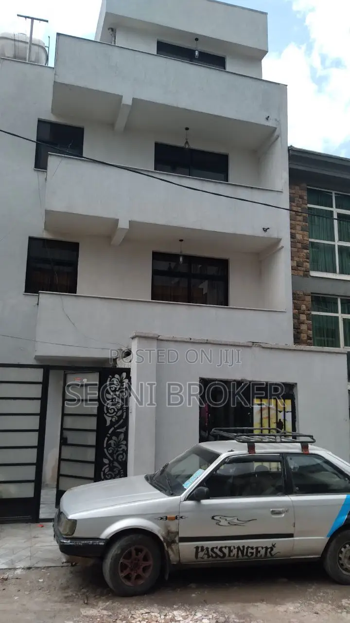 7bdrm Villa in Addis Ababa, Semet, Bole for sale