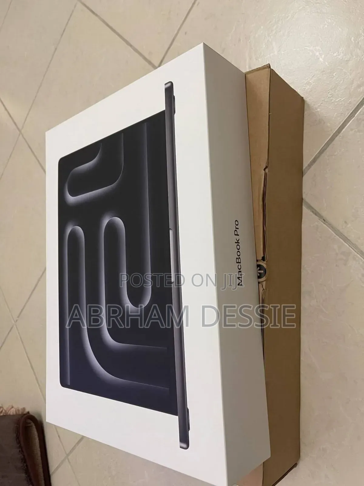 New Laptop Apple MacBook Air 2025 M4 15-Inch 24GB Apple M4 SSD 512GB