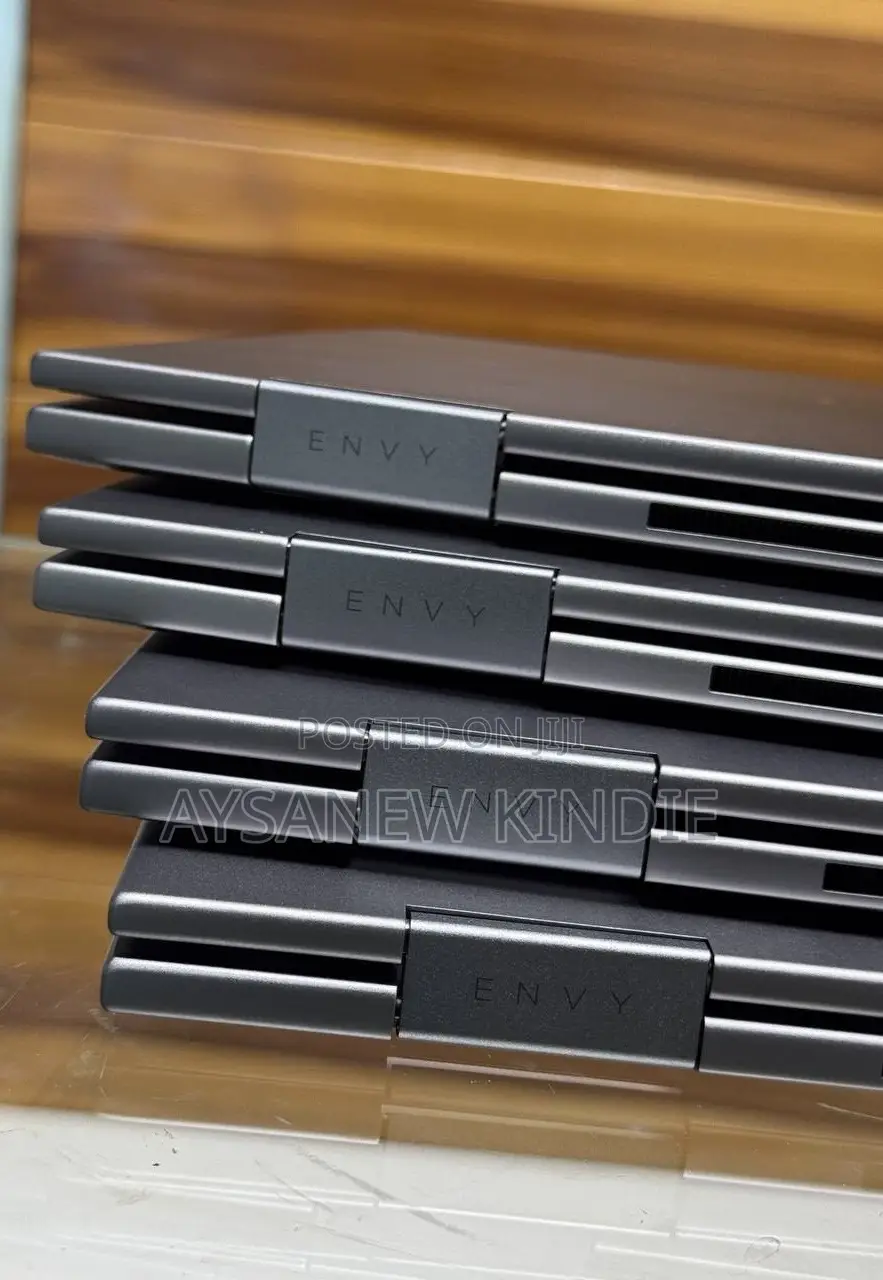 New Laptop HP Envy X360 16GB Intel Core Ultra 7 SSD 512GB